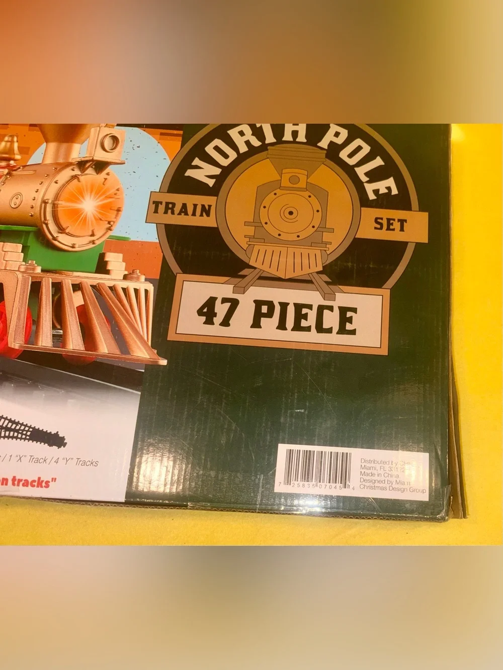 The North Pole Express 47 Piece Christmas Train Set Animated Choo choo Sound New